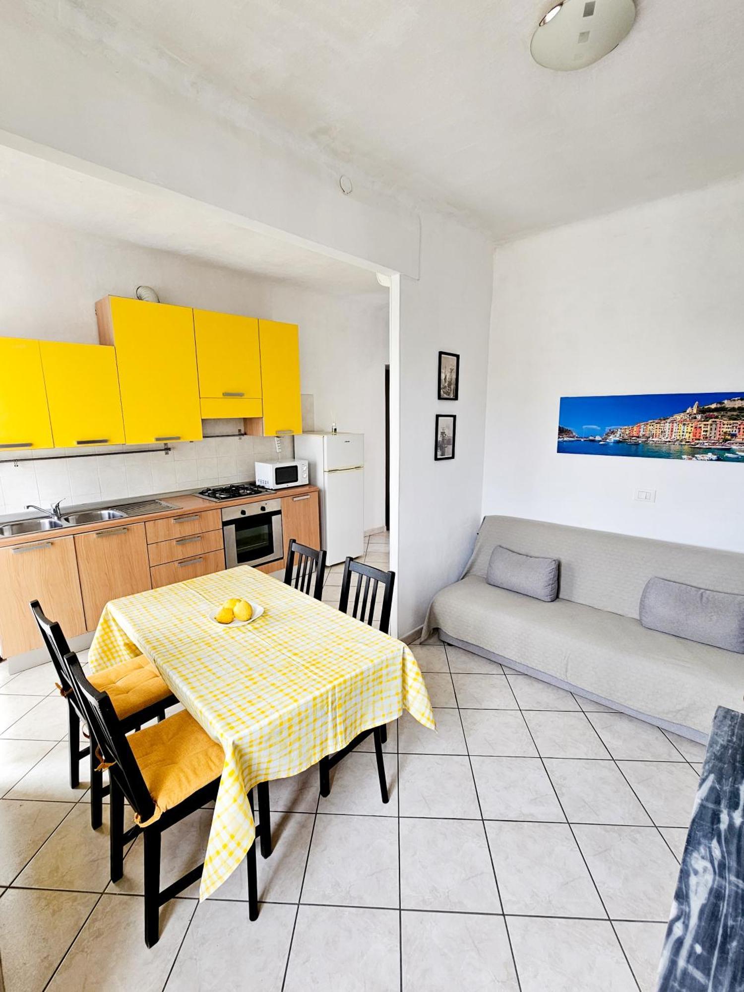 Narissara Apartment La Spezia Exteriör bild